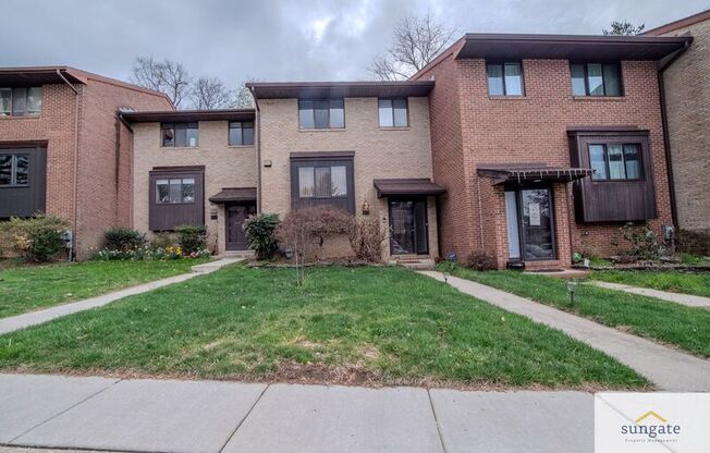 418 5 FARMS LN