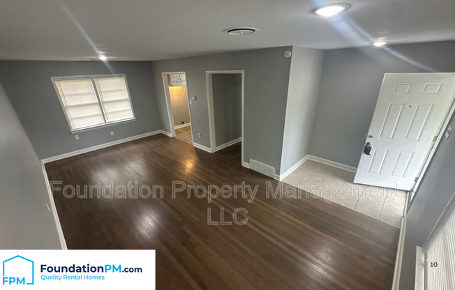 1704 S PERKINS RD