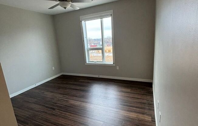 2 beds, 2 baths, 1,250 sqft, $2,000, Unit 326