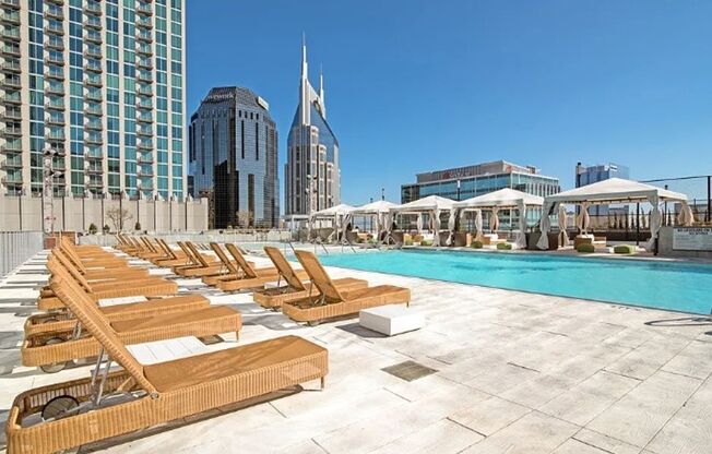 Highrise Condo in the Heart of Music City!