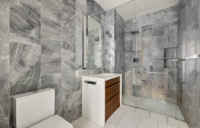 1 bed, 1 bath, 848 sqft, $8,650, Unit 21B