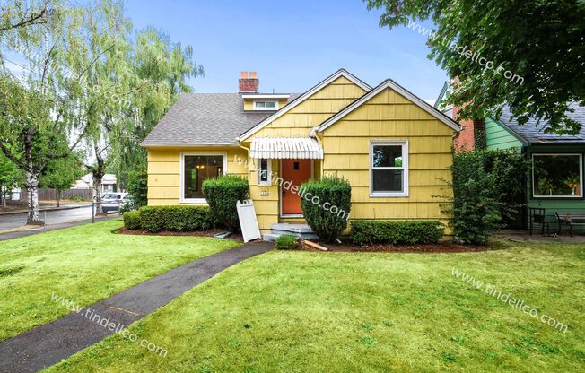 LOCATION, LOCATION, LOCATION ! Vintage 7 Bedroom Craftsman Directly Across from University of Portland