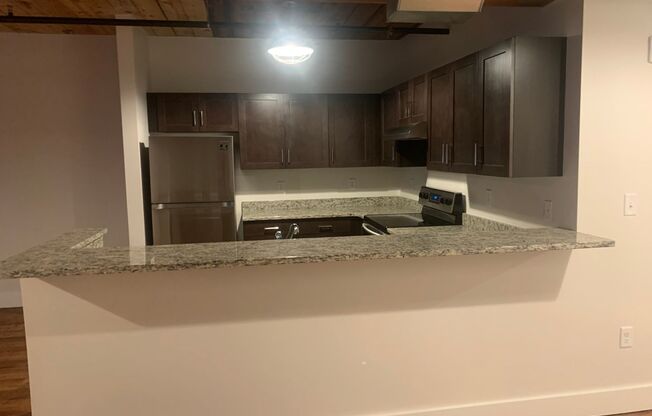 Studio, 1 bath, 997 sqft, $1,800, Unit 134