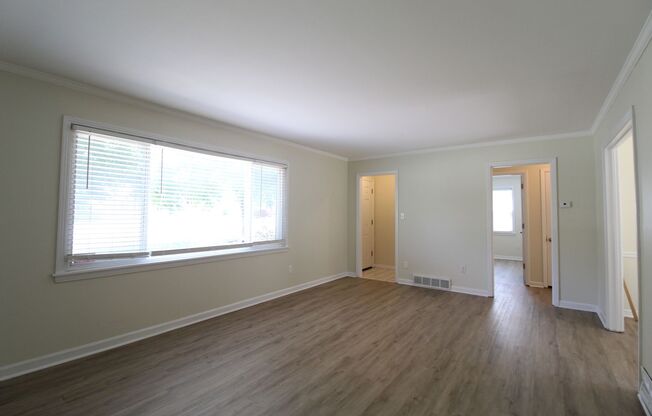 2 Bedroom 1 Bath Home In Prairie Village
