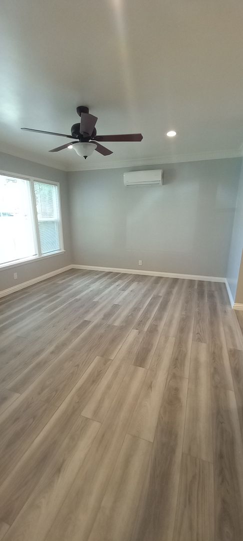 7528 Norton Ave - Layton