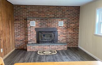 3 beds, 1.5 baths, $1,350