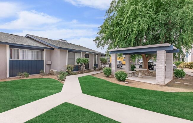 Welcome to Cameron Park Apartments || Your Fresno Oasis Awaits