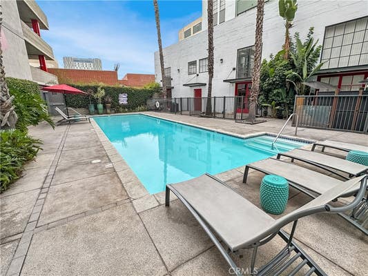 Studio, 1 bath, 700 sqft, $2,200