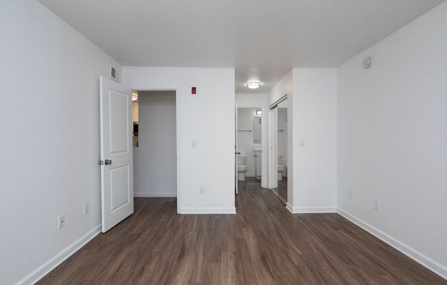 2 beds, 2 baths, 965 sqft, $2,695, Unit 138