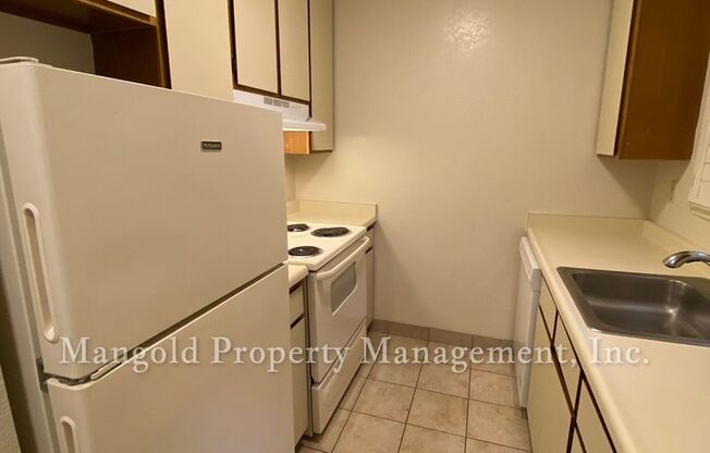 2 beds, 1.5 baths, 988 sqft, $2,900, Unit 21