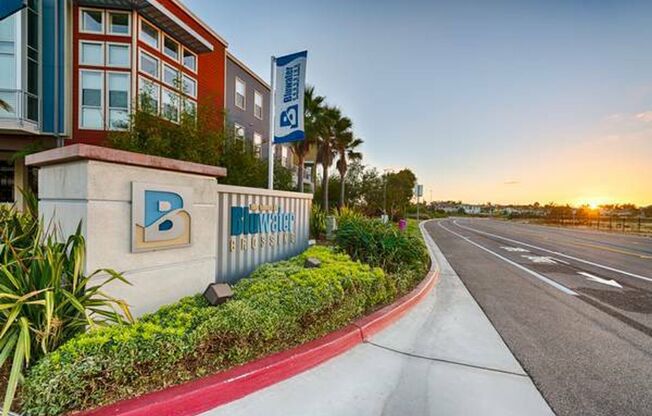 2 beds, 2.5 baths, 2,795 sqft, $5,750