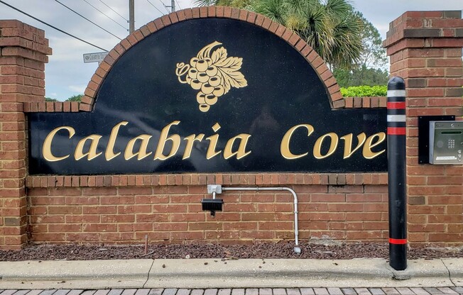 FABULOUS 4/2.5 HOME IN GATED CALABRIA COVE/SANFORD *Available Now*