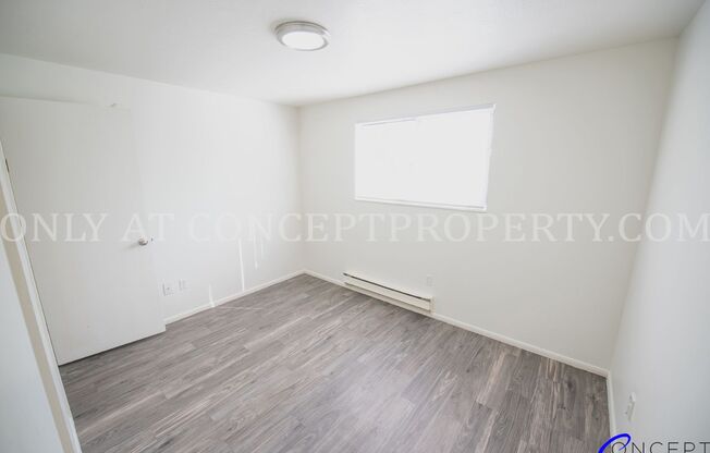 2 beds, 1 bath, 840 sqft, $1,100, Unit 16