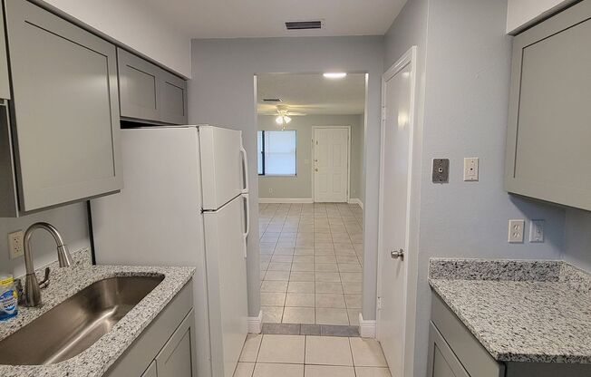 3 beds, 1 bath, $1,595