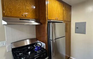 1 bed, 1 bath, $2,095, Unit #10