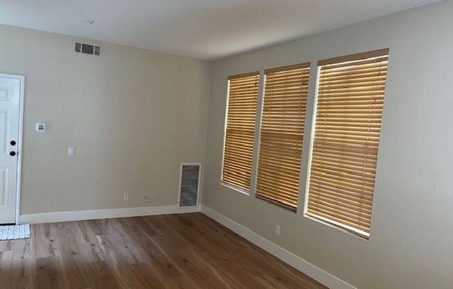 A BEAUTY!  2 STORY 3 BR/2.5 BATH HOUSE IN HIGHLY DESIRABLE GATED COMMUNITY