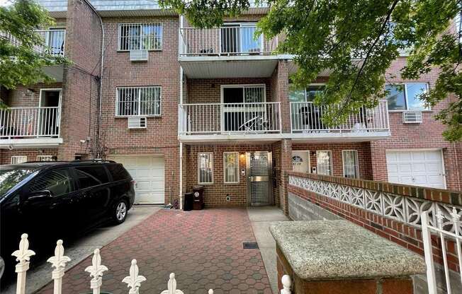 91 15 97 AVE