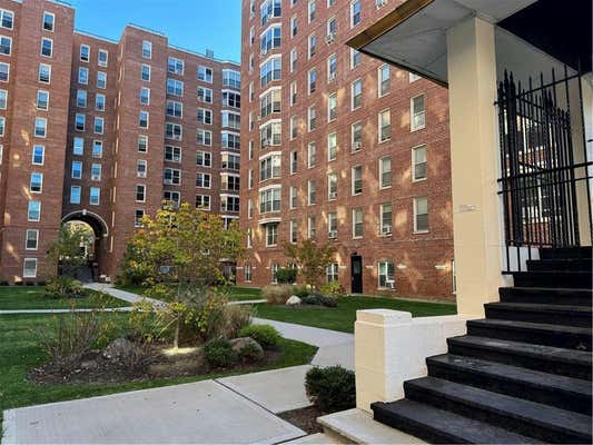 1 bed, 1 bath, 550 sqft, $1,990, Unit 305