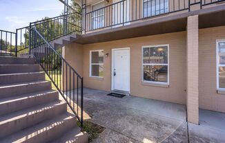 2 beds, 1 bath, $895, Unit #2