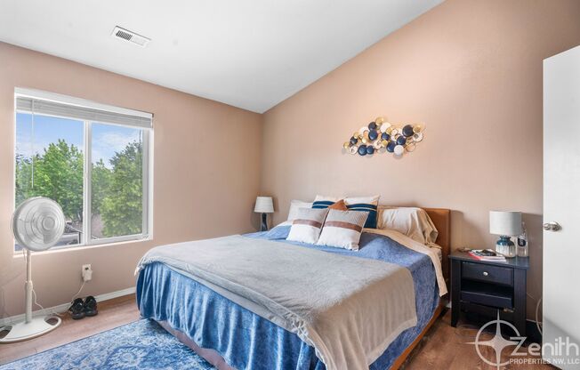 2 beds, 2 baths, $2,195, Unit # Z 276