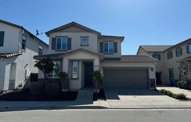 Luxurious 4-Bedroom Home in Gilroy’s Western Foothills with Stunning Mountain Views