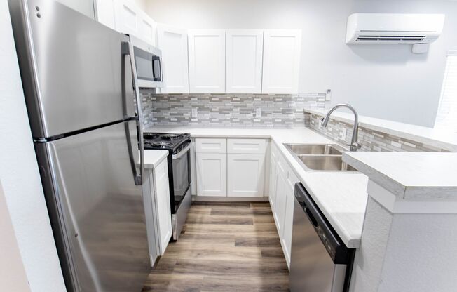 1 bed, 1 bath, 650 sqft, $1,425