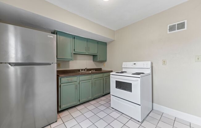 Beautiful Townhome on Anderson