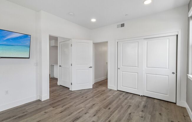 2 beds, 2 baths, 805 sqft, $2,795, Unit 4102