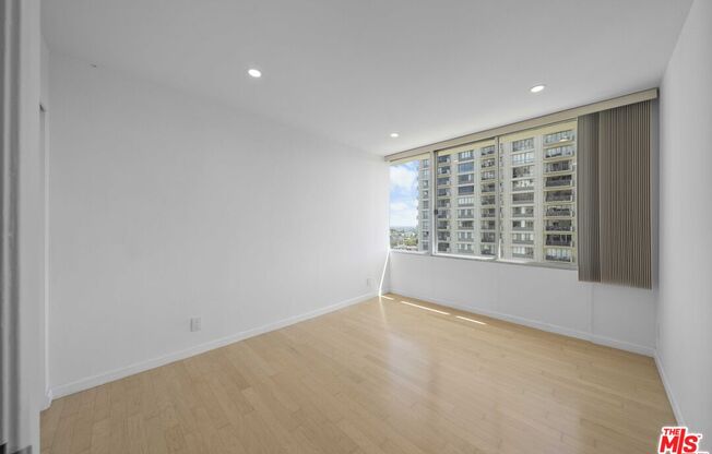 2 beds, 2 baths, 1,080 sqft, $6,300, Unit 808