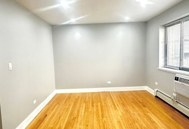 Studio, 1 bath, 400 sqft, $1,200, Unit 6954-312