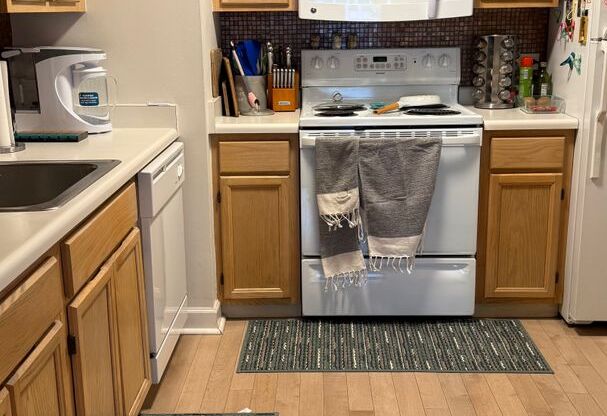 1 bed, 1 bath, 820 sqft, $2,378, Unit 1005