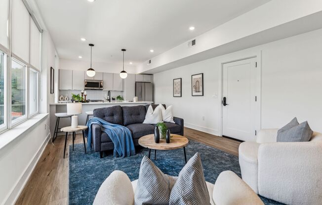 1 bed, 1 bath, 750 sqft, $1,525, Unit 312