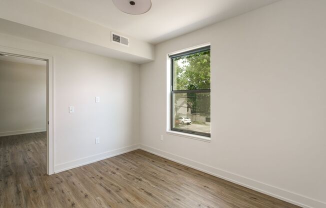 1 bed, 1 bath, $1,485, Unit 1050 N 4th St. Apt. 217