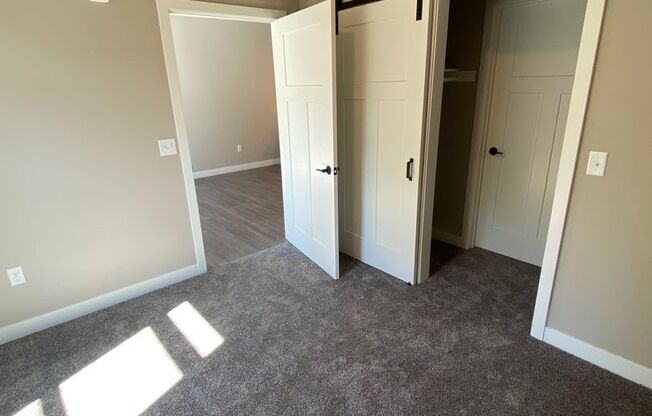 2 beds, 2 baths, 956 sqft, $2,195, Unit 2644-306