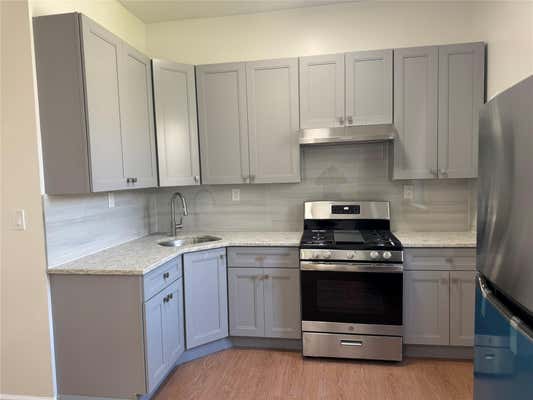 56 7 39 AVE
