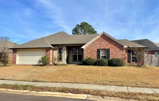 3/2 For Rent in Harvey Crossing of Gluckstadt!