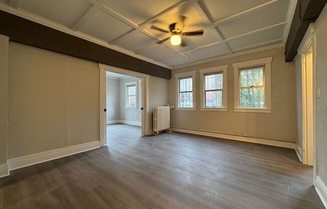 Glen Ellen Apartments