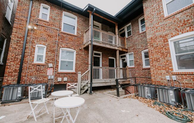 NEWLY RENOVATED APARTMENTS near Rooster on Grand!