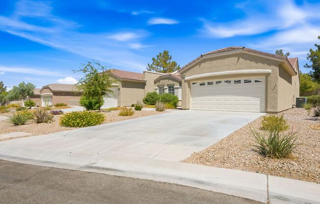 Amazing 2 BD 2 BA Townhome
