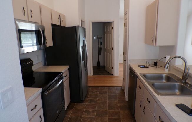 3 beds, 2 baths, $1,900