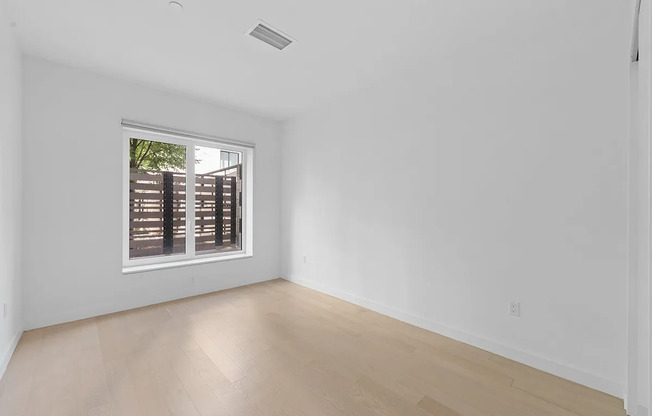 1 bed, 1 bath, $2,995, Unit 105D