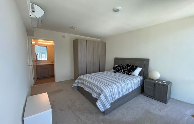 The Kapiolani Residence Fully Furnished 2 Bed, 2 Bath, 1 parking Corner unit