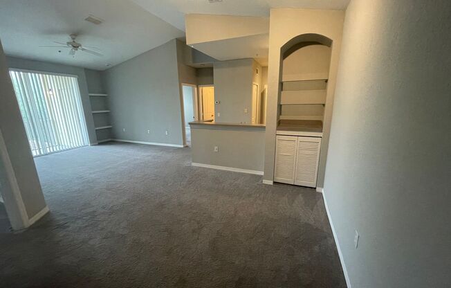 Third Floor 2/2 Condo in Visconti!