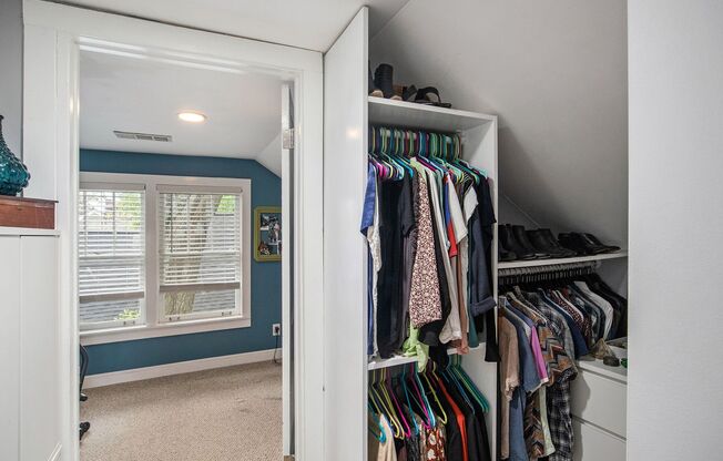 3 beds, 2 baths, $2,295