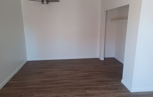 Studio, 1 bath, 352 sqft, $749, Unit 211