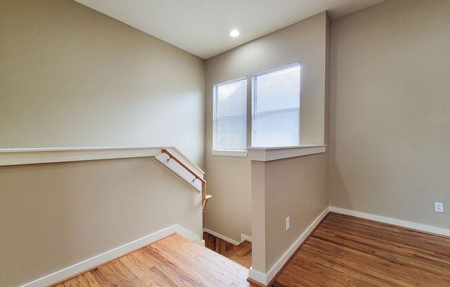Elegant Gated Townhome Offering Unparalleled Comfort and Convenience!