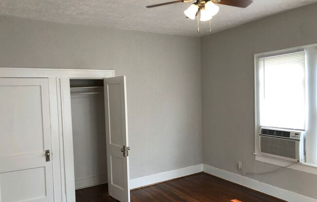 2 beds, 1 bath, $1,395