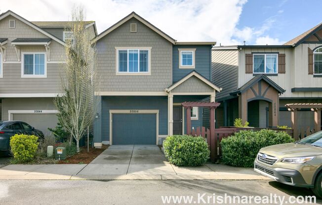 Charming 4 BD* 2.5 BA* Single Family Contemporary Home Located in Windrose Community! *Excellent Location!*