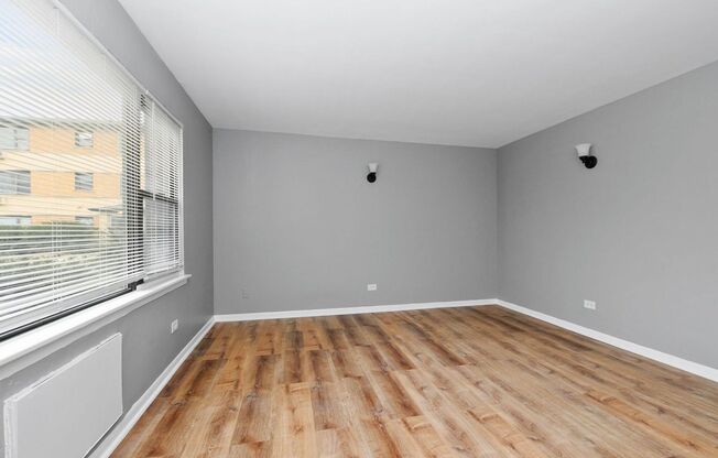 2 beds, 1 bath, 840 sqft, $1,425, Unit 7900-1E