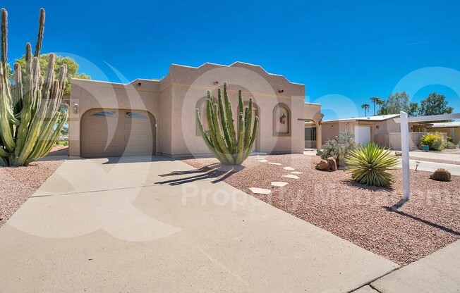 8935 E FAIRWAY BLVD